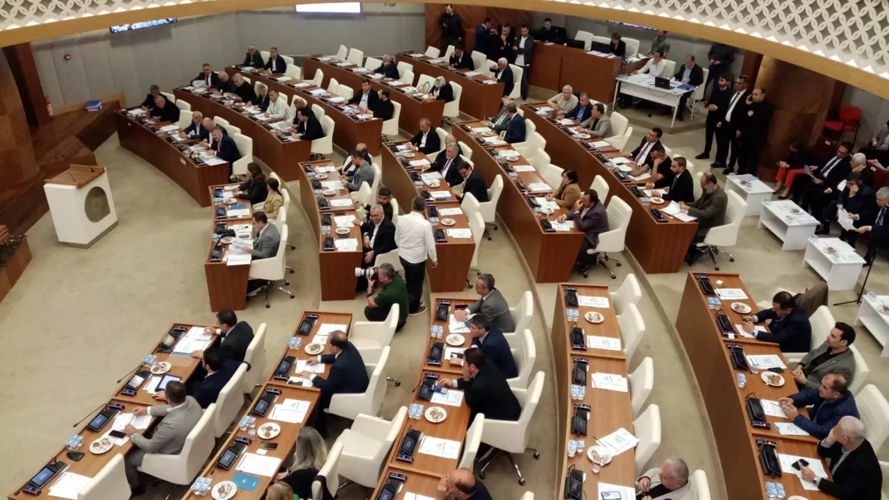 buyuksehir-meclisinde-isim-tartismasi