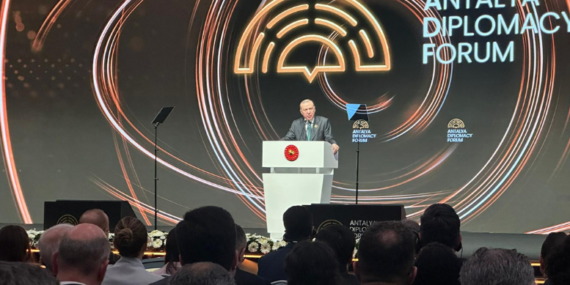 erdogandan-antalya-diplomasi-forumunda-carpici-mesajlar