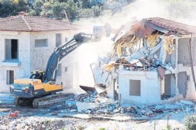 kasta-5-bin-112-kacak-yapi-icin-yikim-sureci-basliyor-belediye-ihaleye-cikiyor