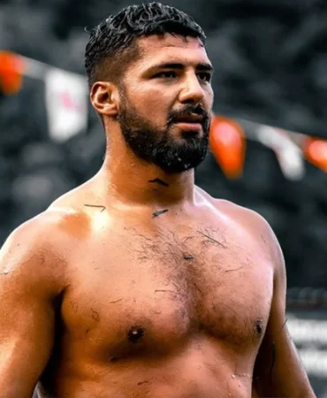 kepez-yagli-gureslerinde-baspehlivan-enes-dogan-oldu