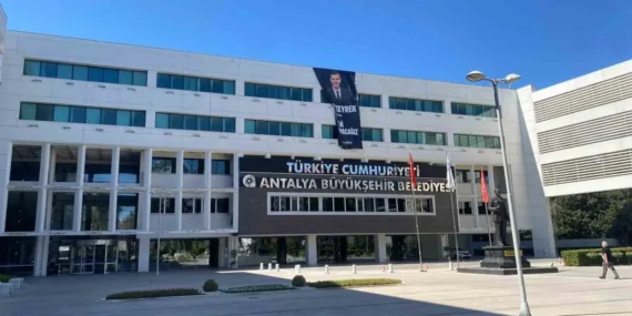 antalyada-safak-operasyonu-altin-portakal-baglantili-34-kisi-hakkinda-gozalti-karari