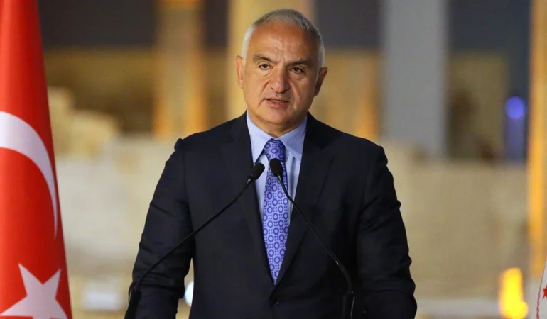 bayram-tatili-9-gun-olacak-mi-bakan-ersoydan-kritik-aciklama