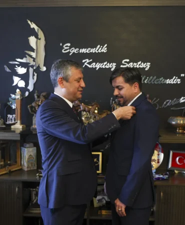 chpde-kriz-yaratan-uyelik-arif-kocabiyik-karari-geri-cekildi