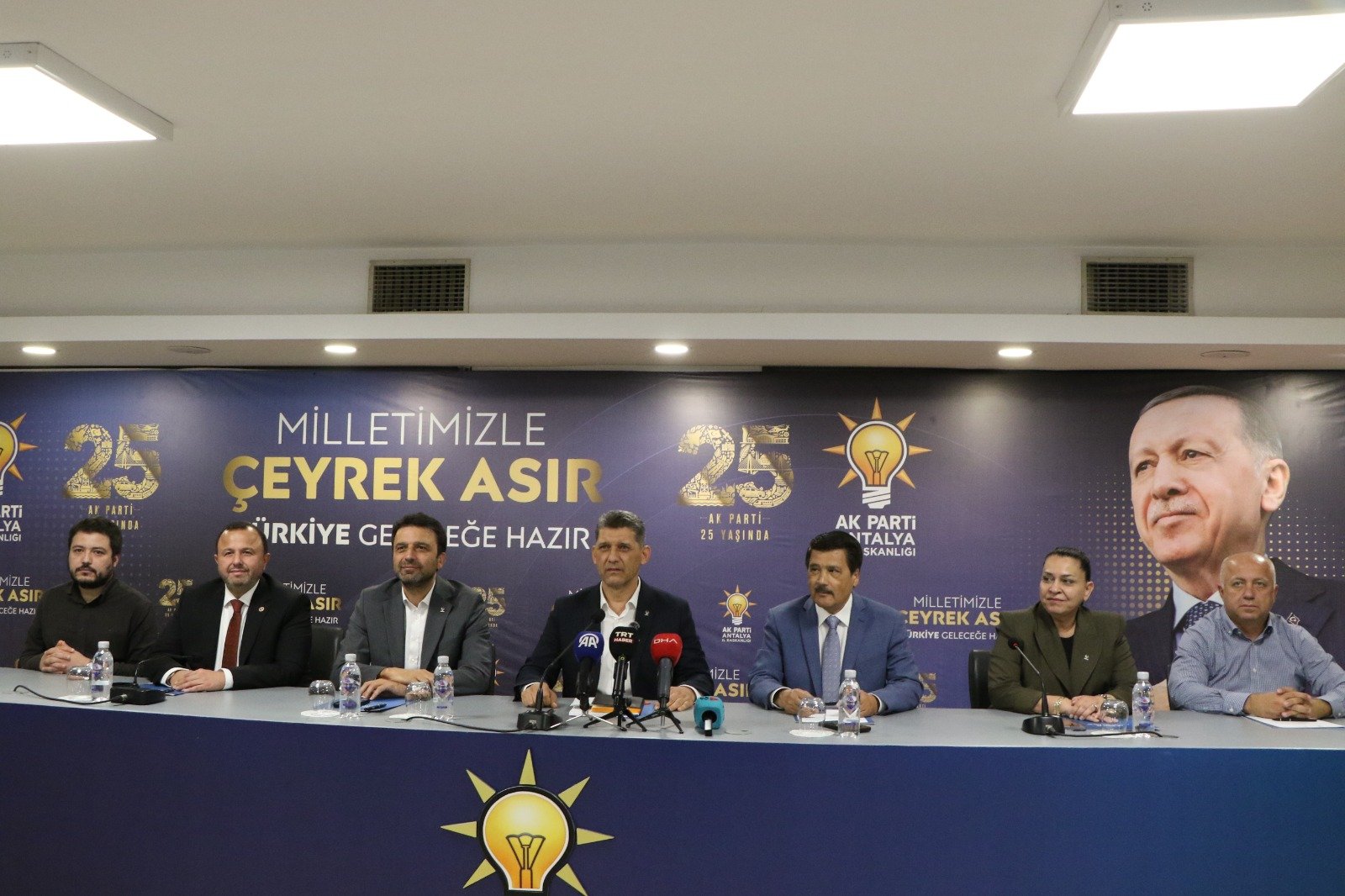 ak-parti-antalyada-buyuksehir-sorusturmasi-gundemde-tas-adeta-bir-kartopu-gibi-buyuyor