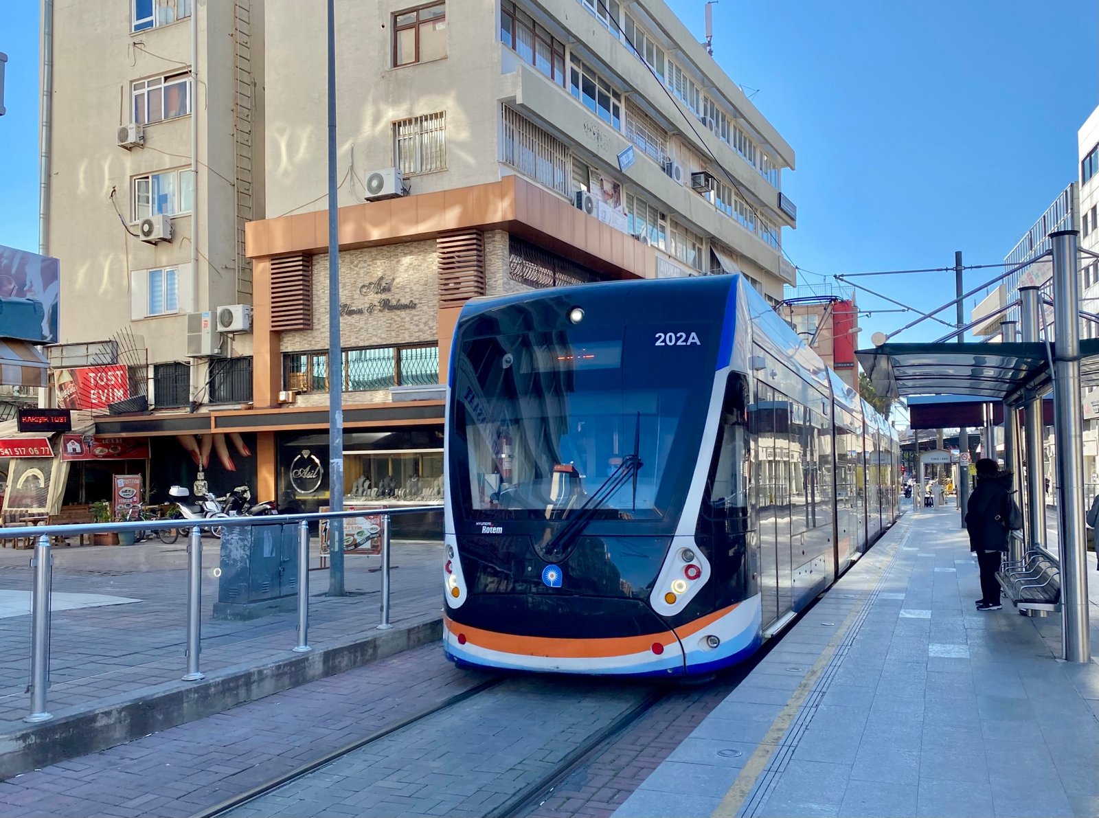 antalyada-metro-projesinde-yeni-donem-15-milyar-tllik-4-etap-icin-dis-kredi-hamlesi