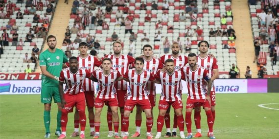 antalyaspor-kotu-gidisata-bandirmada-son-vermek-istiyor